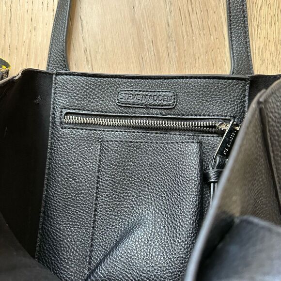 Steve Madden Black Yellow Strap Leather Book Work Large Travel Tote - Picture 7 of 8
